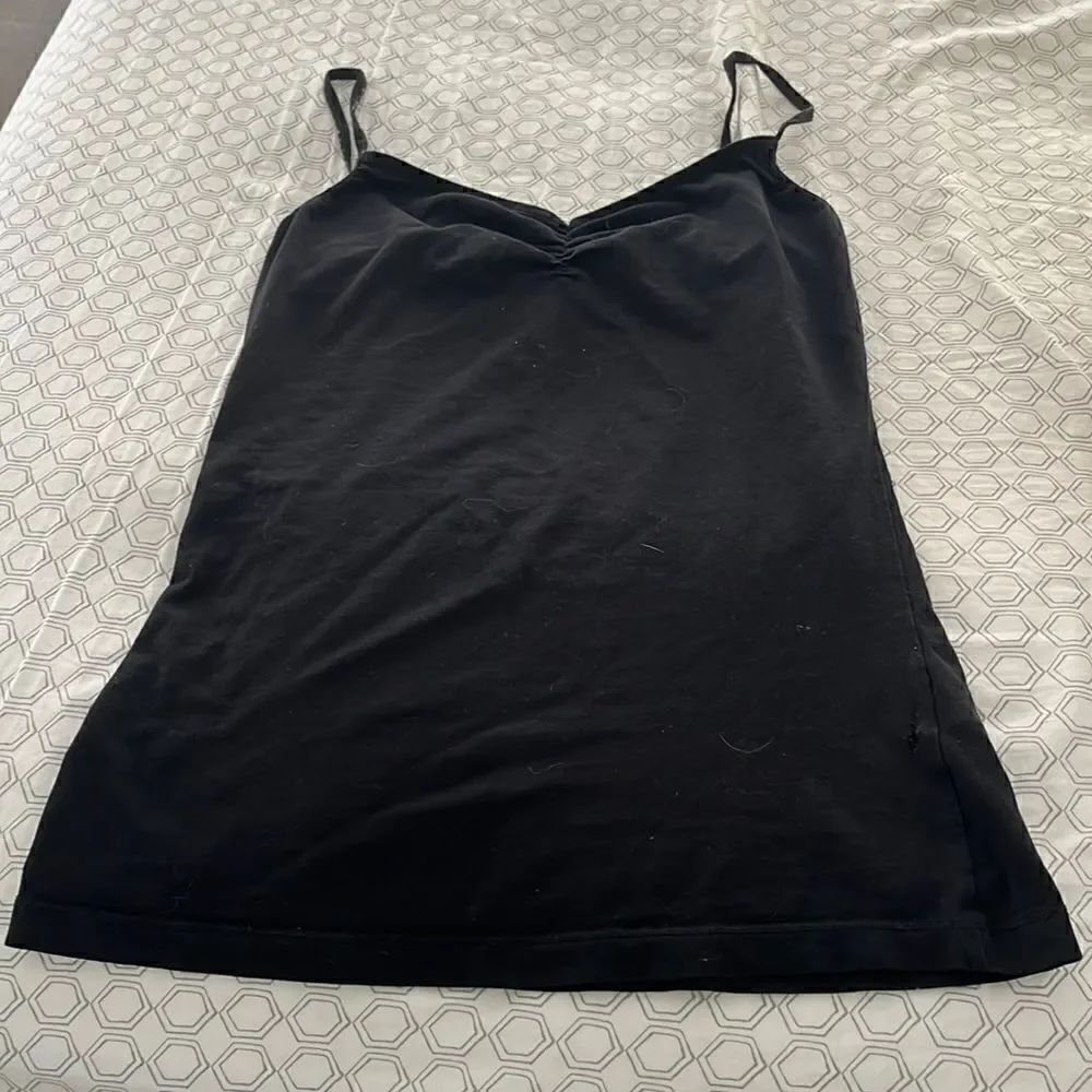 H and M black spaghetti strap tank top sz S